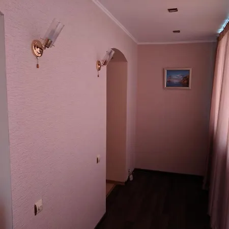 13 Floor Panorama *